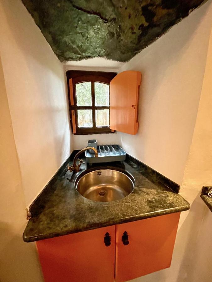 Hostal The Cliffs - The Painted Mill Porto do Barqueiro Exterior foto